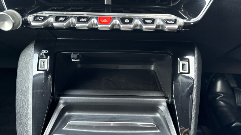 Peugeot 2008 1.5 BlueHDi 110 Allure Premium 5dr Diesel Estate